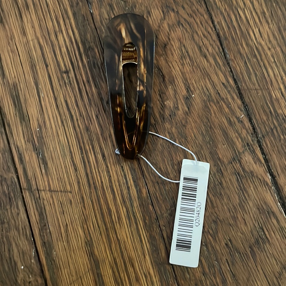 Hair clip